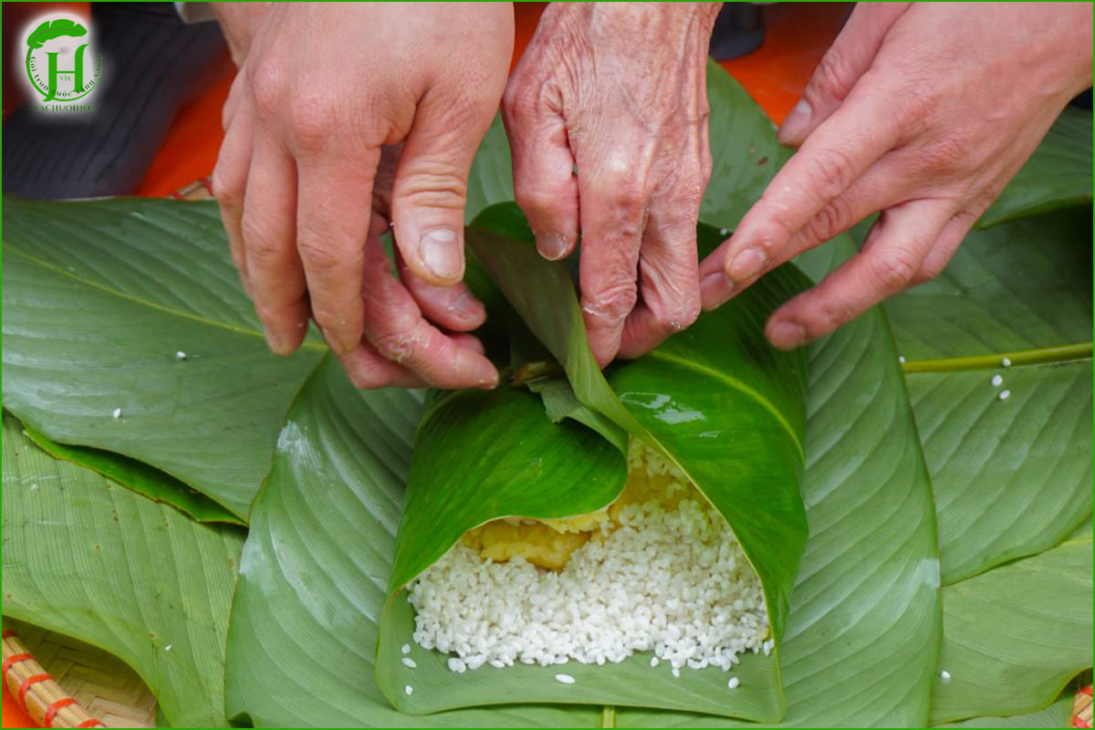 Mẹo gói bánh chưng bằng lá chuối đúng kỹ thuật